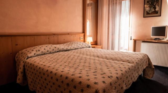 Hotel Primiero Fiera Di Primiero Eksteriør billede